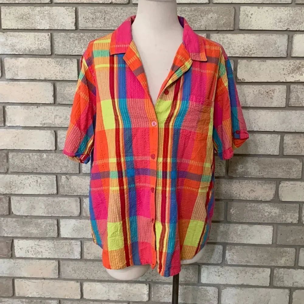 3for$20 button front size large runs a bit on smaller side